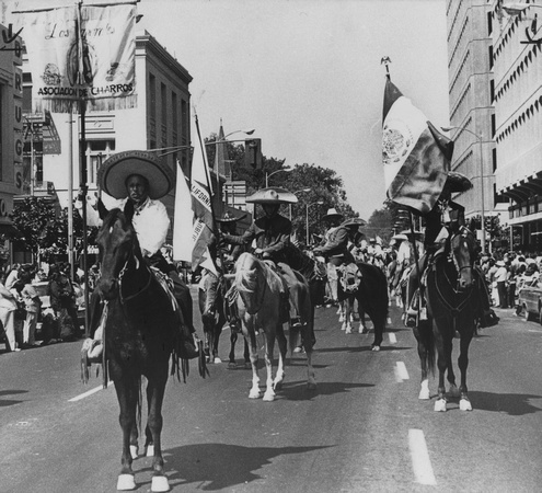 Parade celebrating Mexican Independence, 1974 (1997-222-32)